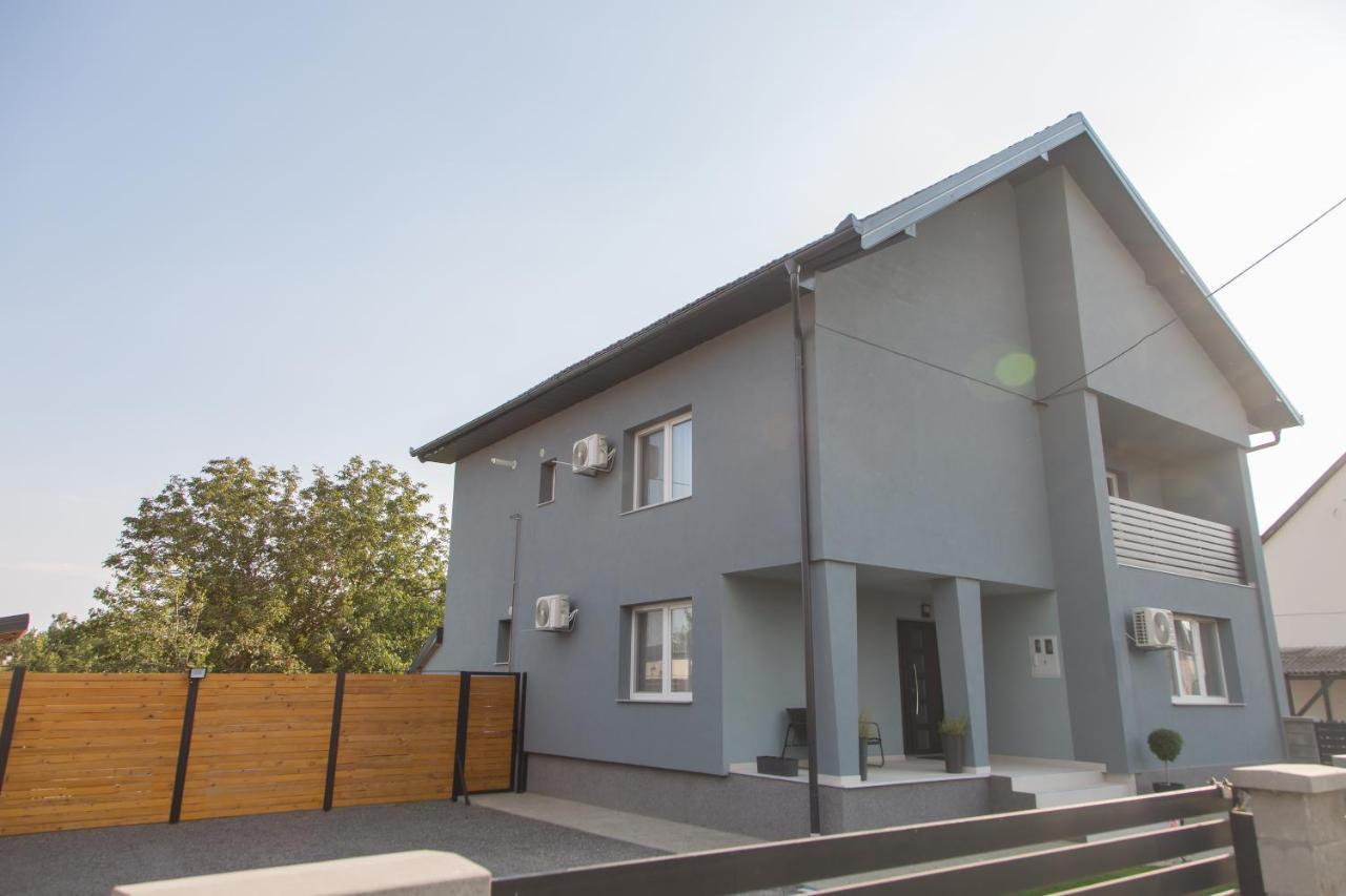 Holiday Home Thesaurum Karanac المظهر الخارجي الصورة