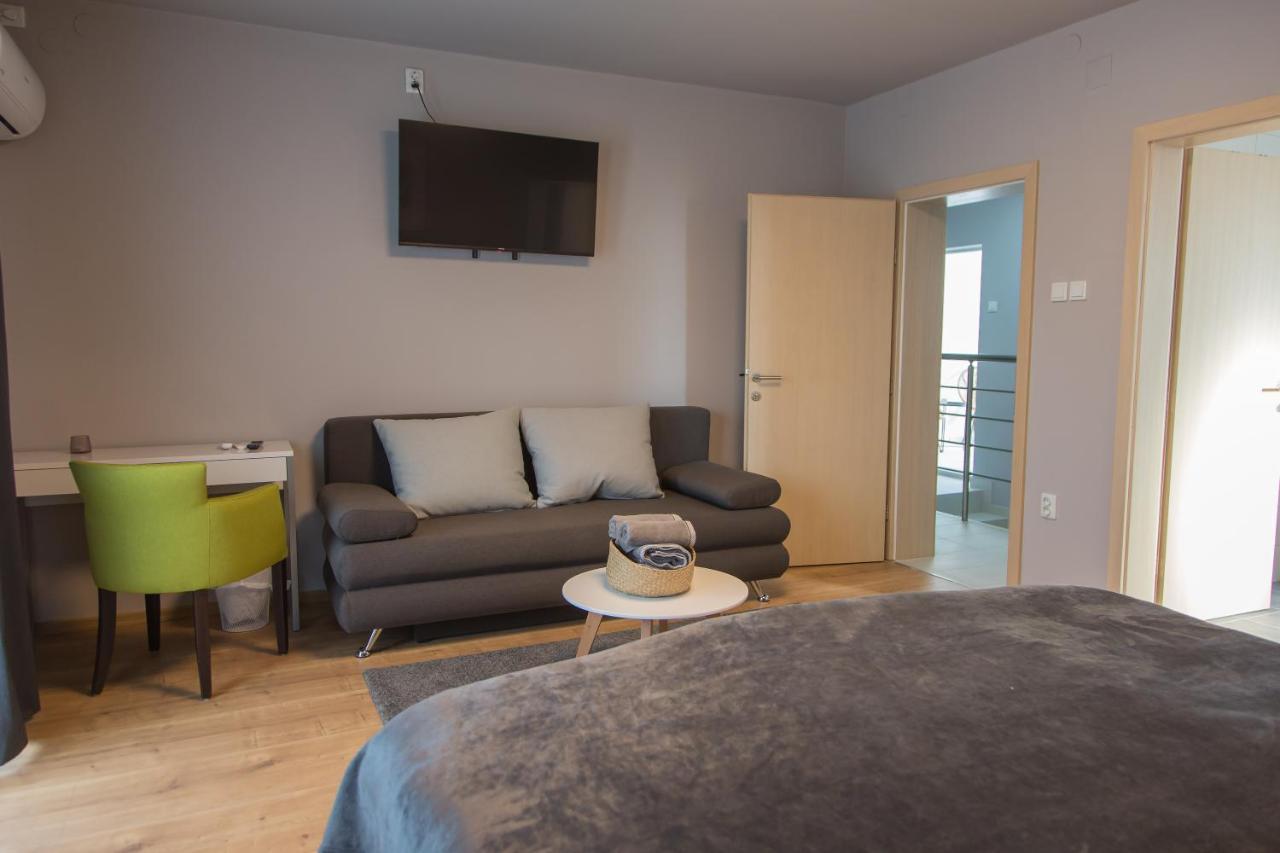 Holiday Home Thesaurum Karanac المظهر الخارجي الصورة